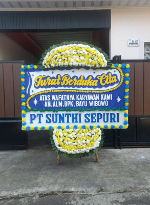 Papan Bunga Duka di Salekoe