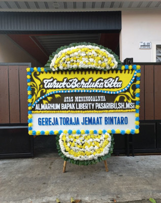 Papan Bunga Duka di Salekoe